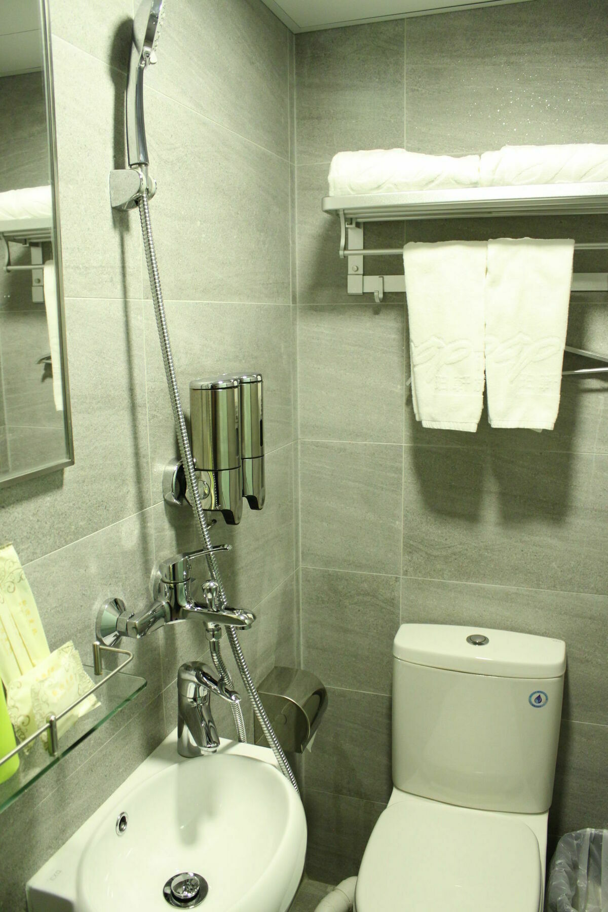 Pop Inn Hong Kong Ngoại thất bức ảnh